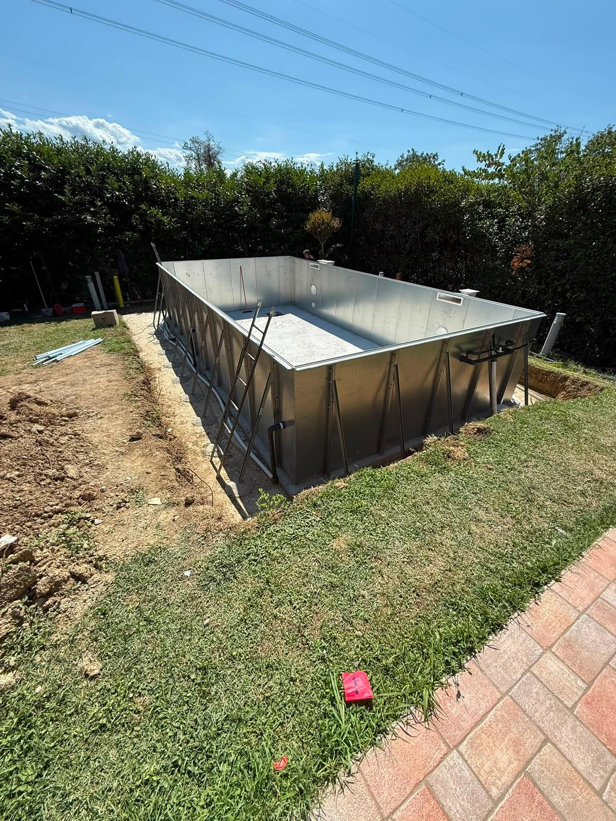 Piscina Fuori Terra Autoportante in Acciaio - L 4x2 mt - H 1,20 m